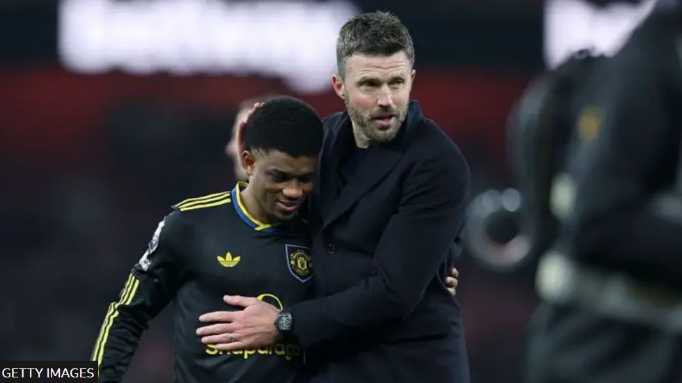 Manchester United vê Amad Diallo apoiar Michael Carrick como treinador definitivo
